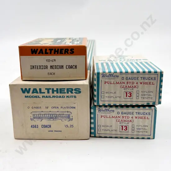 Walters O Gauge 4563 Coach Kit with Pullman Std 4 Wheel Sets x 2 & Interior Coach Kit