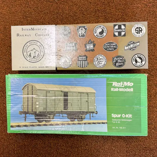 Two O Gauge Plastic Kits Goods Wagon and 2-Bay Hopper