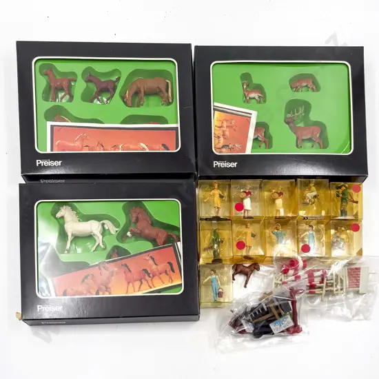 Preiser 1:32 Scale Railway Two Horse and SIngle Deer Packets with Elastolin 11 Figures some accessories