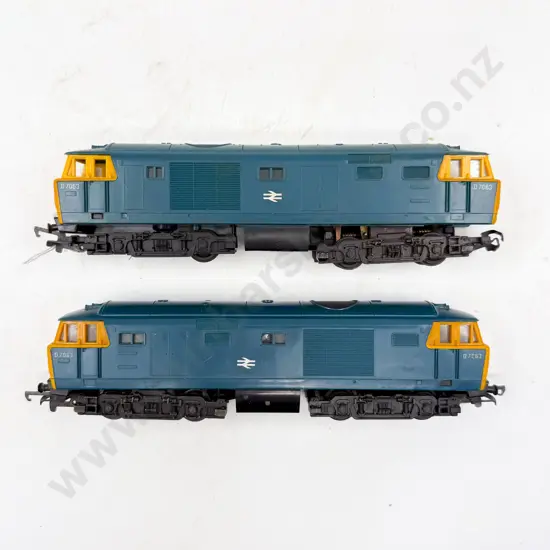 Hornby Dublo HO Gauge Unboxed Two Bo-Bo Diesel Electric Locomotives 2-Rail