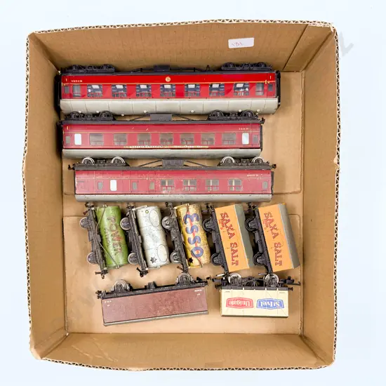Hornby Dublo HO Gauge Unboxed Three Corridor Coaches and Seven Rolling Stock Wagons