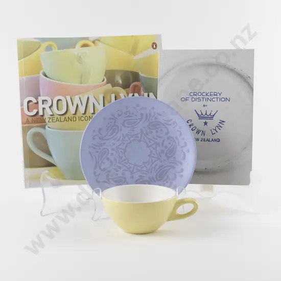 Dorothy Thorpe for Crown Lynn Cup & Plate
