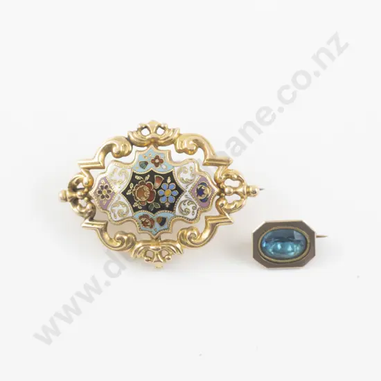 Victorian 15ct Scroll Brooch