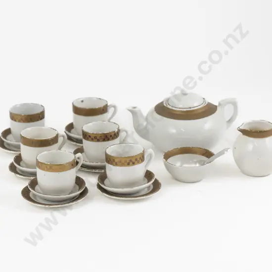 Late Victorian Childs Nursery Playroom Teaset