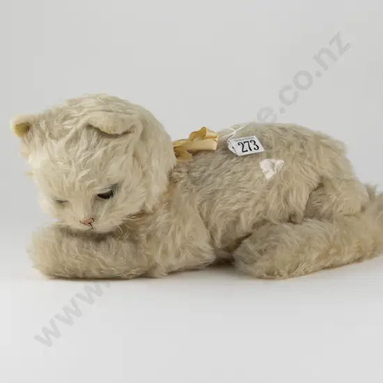 Vintage Merrythought Reclining Cat