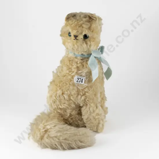 Vintage Unlabelled Sitting Sheep Skin Cat