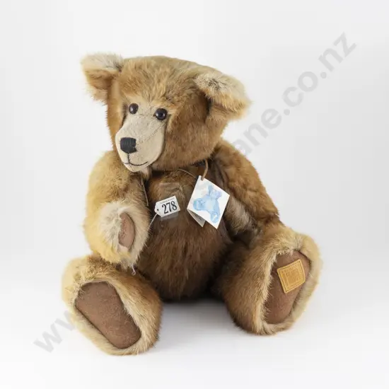 NZ Barlass - Fenfrew Hand Made Redwood Musquash Fur Teddy Bear