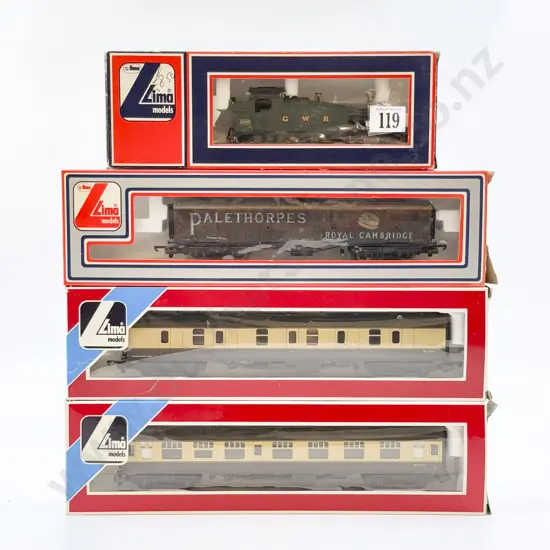 Lima Boxed Steam 2-6-2T GWR 4589 with Two GW Corridor Coaches and Box Car