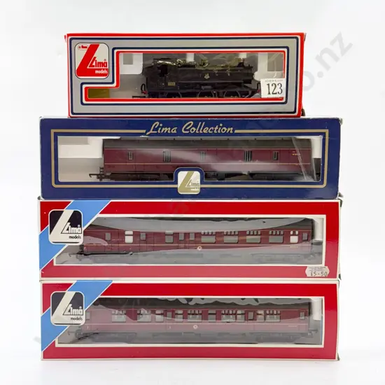 Lima Boxed Steam 0-6-0T 9420 BR with Three Passenger Cars