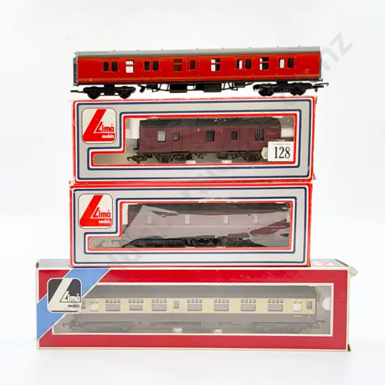 Lima Boxed and Unboxed Passenger Cars and Two Guard/Baggage Wagons