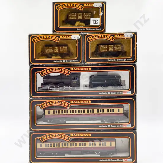 Mainline Railways 2200 Class 0-6-0 BR Loco & Three Rolling Stock Wagons Two Passenger Coaches