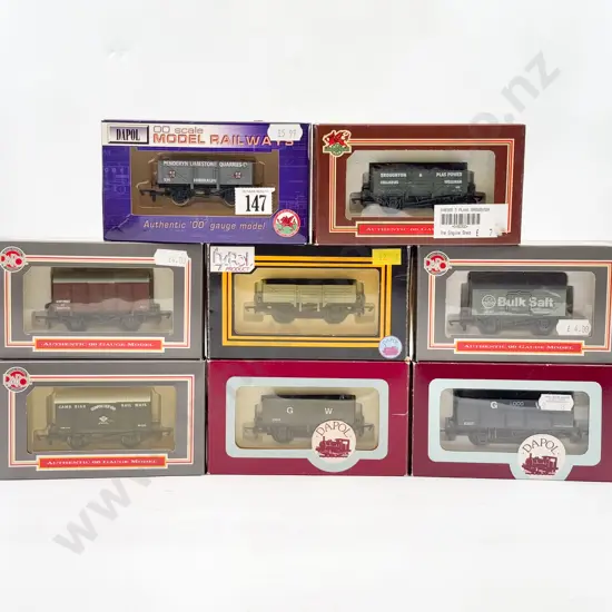 Dapol Boxed Eight Rolling Stock Wagons