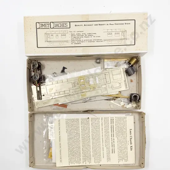 KIt Set Comet Comet Coach and Mallard Models GWR 2-4-0 Barnum