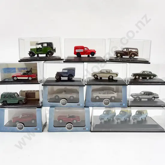 Oxford and Other Manufacture 16 Part Boxed 1/76 Scale Railway Road Side Vehicles