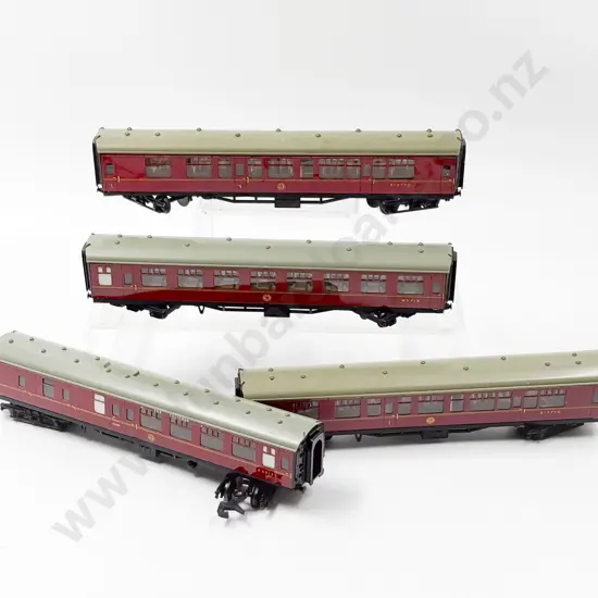 Hornby Dublo Four Unboxed BR Passenger Coaches