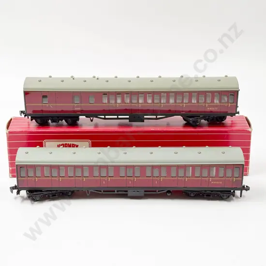 Hornby Dublo Boxed 4083 4084 BR Passenger Coaches