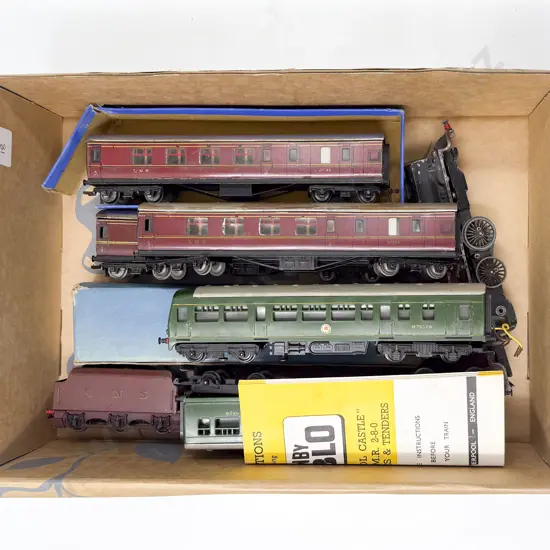 Hornby Dublo 4-6-2 Duchess of Atholl Loco & Tender 6231 LMS