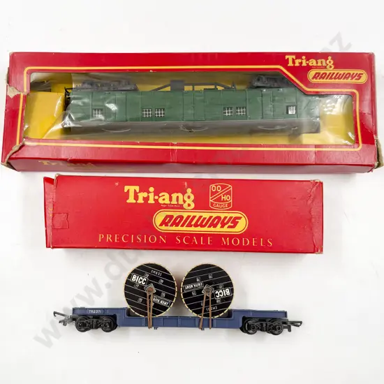 Tri-ang Boxed R226 Utility Van and R238 Depressed Centre Trailer with Drum Cables