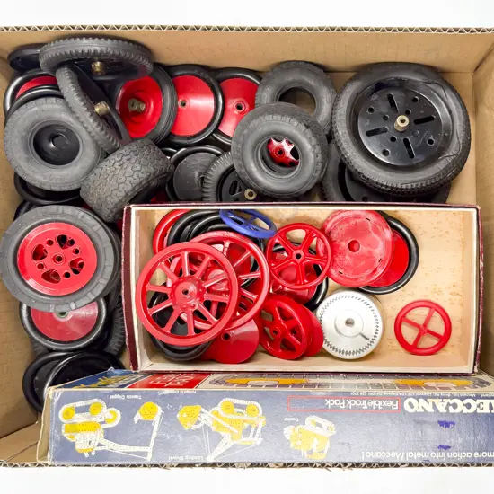 Meccano Qty Various Vehicle Rubber Wheels and Fittings with Flexible Track Pack