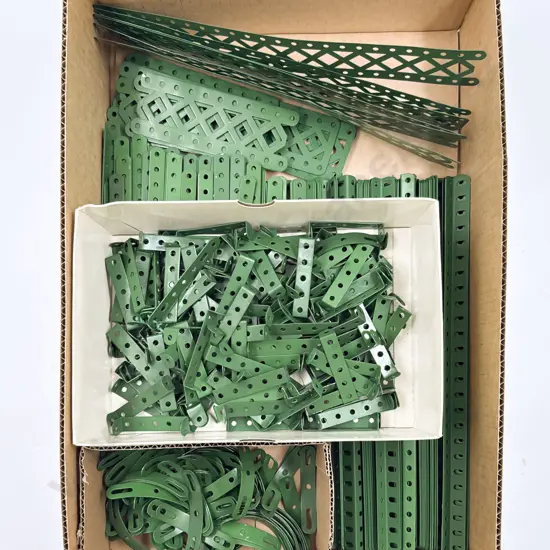 Meccano Qty Restored Green (9.5kgs)