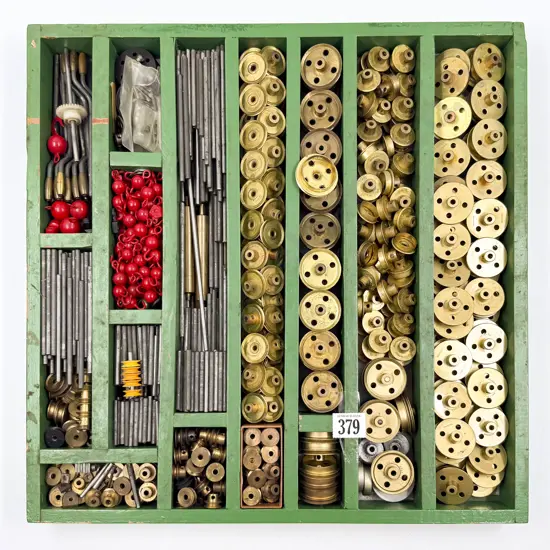 Meccano Pulleys Wheels Crane Hooks and Axle Rods (10.5kgs)