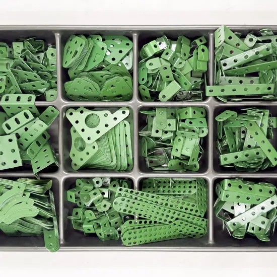 Meccano Qty Restored Green Brackets Bent Strips Gussets and Various (3kgs)