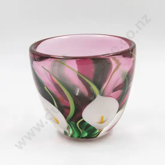 NZ Peter Raos Arum Lily Glass Vase