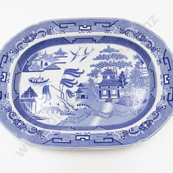 Victorian Blue & White Willow Pattern Ashet