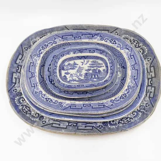 Collection of Eight Victorian Blue & White Willow Pattern Ashets