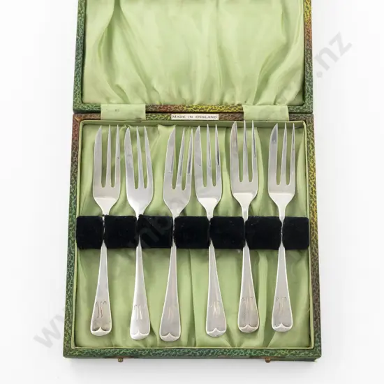 Cased Set Of 6 S/S Cake Forks