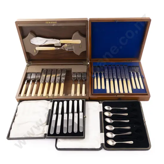 Composed Set Of 6 S/S Rattail Pattern Coffee Spoons