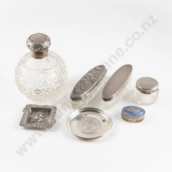 Seven Various S/S Vanity Items