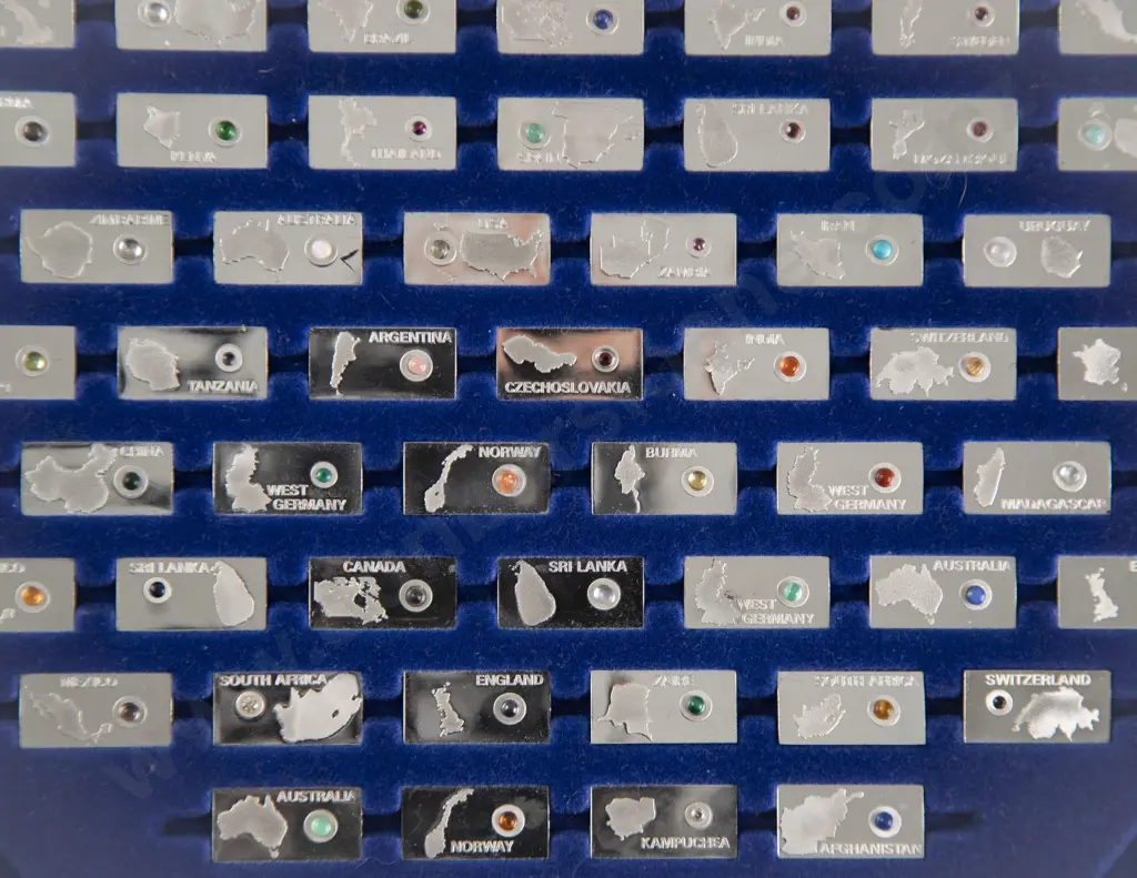 C1984 Franklin Mint Gemstones of the World Image 1++