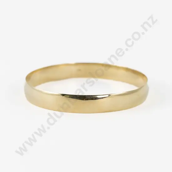9ct Plain Bangle