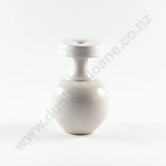 Anneke Borren Platform Vase