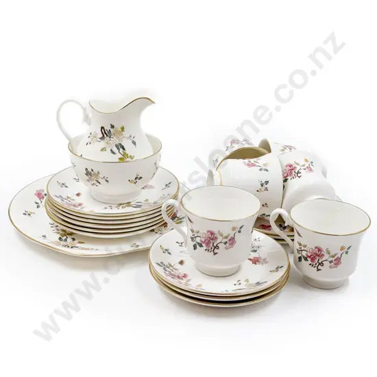 Royal Albert "New Romance" Part Tea Set