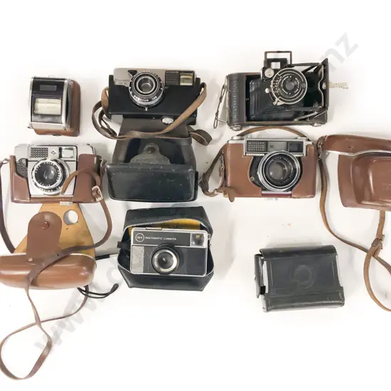 Qty of Assorted Vintage Cameras