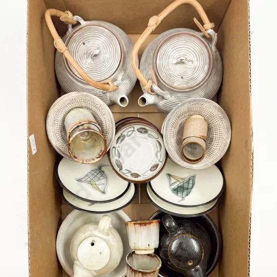 Box of Assorted Pottery