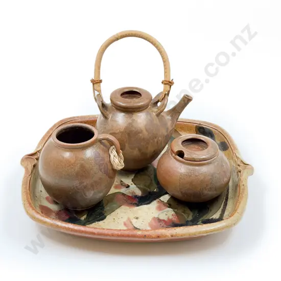 Four Pieces of Assorted Pottery