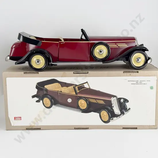 Boxed Paya (Spain) Reproduction Ref 2904 Tinplate Sedan Descapotable