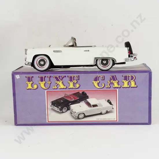 Boxed China MF346 Tinplate Luxe Car