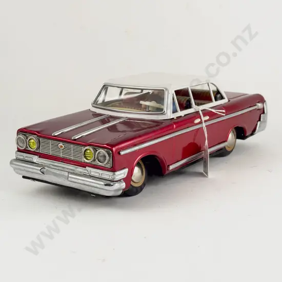 China ME-728 Tinplate Sedan with Driver