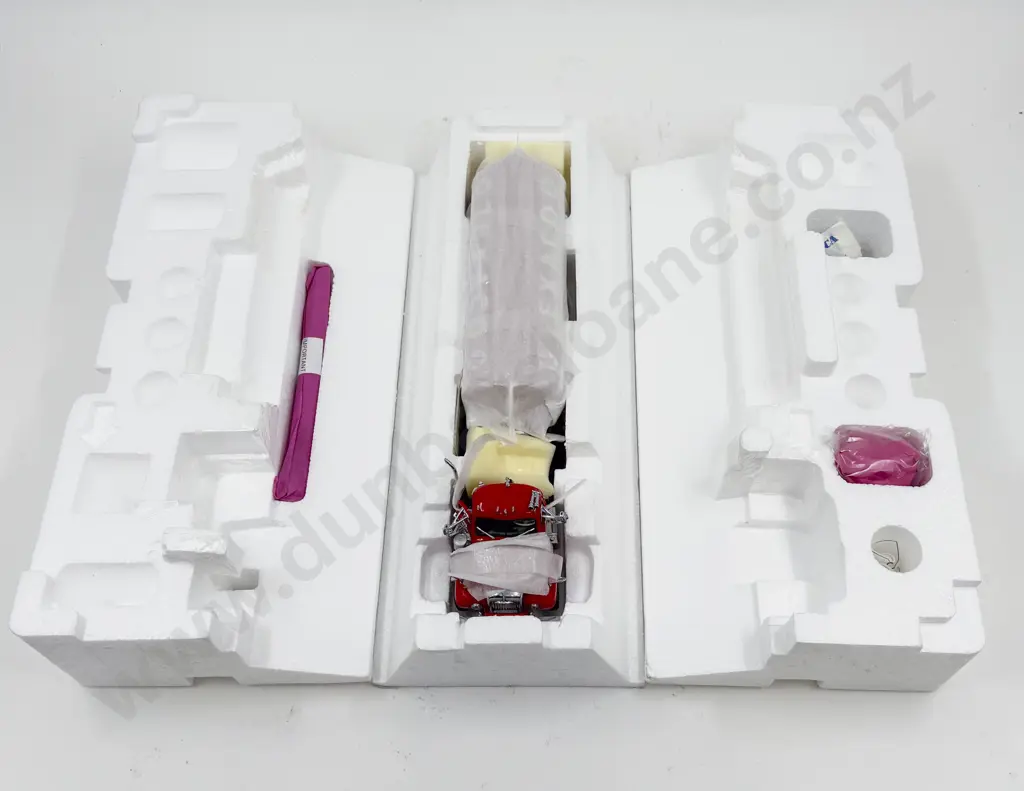 Boxed Franklin Mint The Classic Texaco Tanker with Mack B-61 Tractor Image 1++