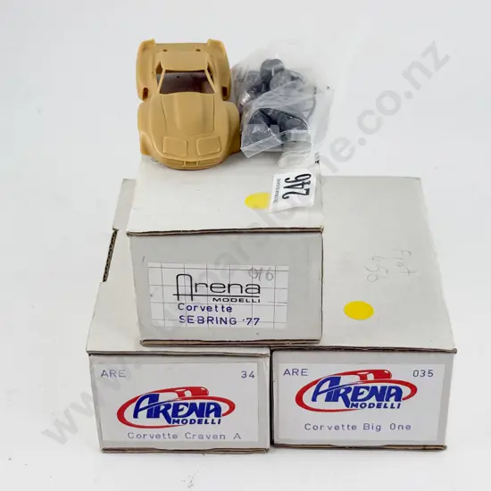 Three Arena Modelli Italy Resin and Diecast Kit Set 1/43 Scale Corvette Models