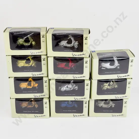 Newray 11 Boxed Vespa Models