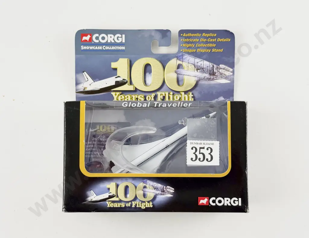 Boxed Corgi WWII Legends AA3001 Douglas C-47 Image 1++
