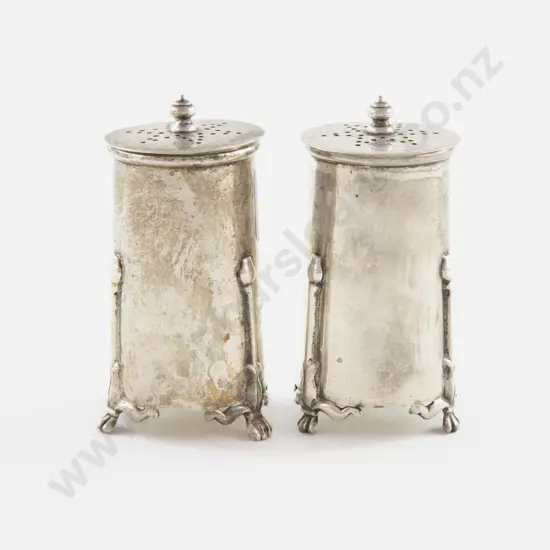 Pair Edw VII Scottish Arts & Crafts S/S Pepperettes