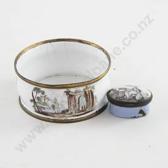 Geo III Bilston Enamel Oval Patch Box