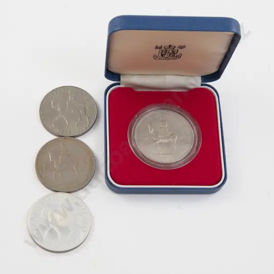 Royal Mint 1977 Elizabeth II Silver Proof with Unc Crown and Two Unc Five Shillings