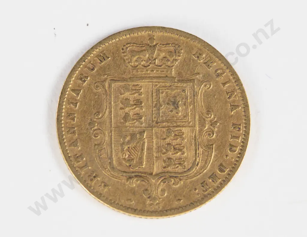 1876 Half Gold Sovereign Shield Back Die 86 Image 1++